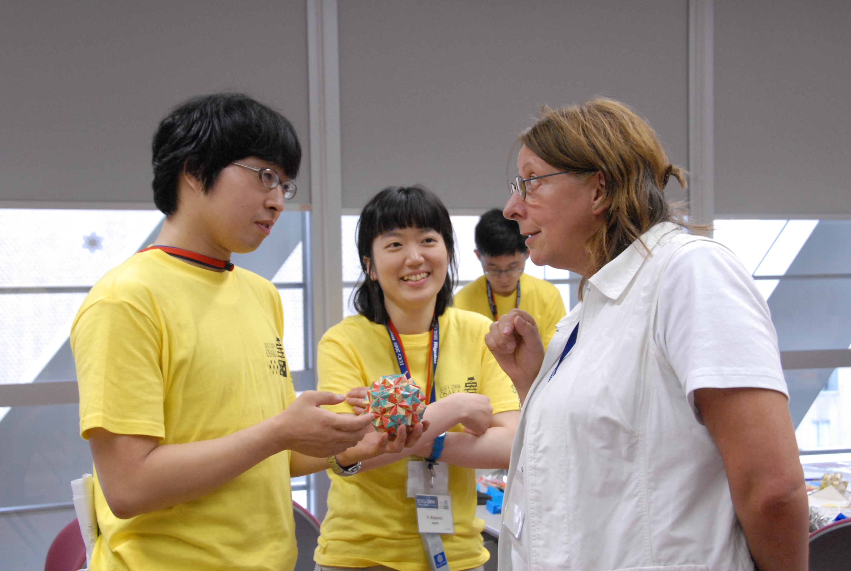 2008: IUCr Congress and General Assembly: Origami