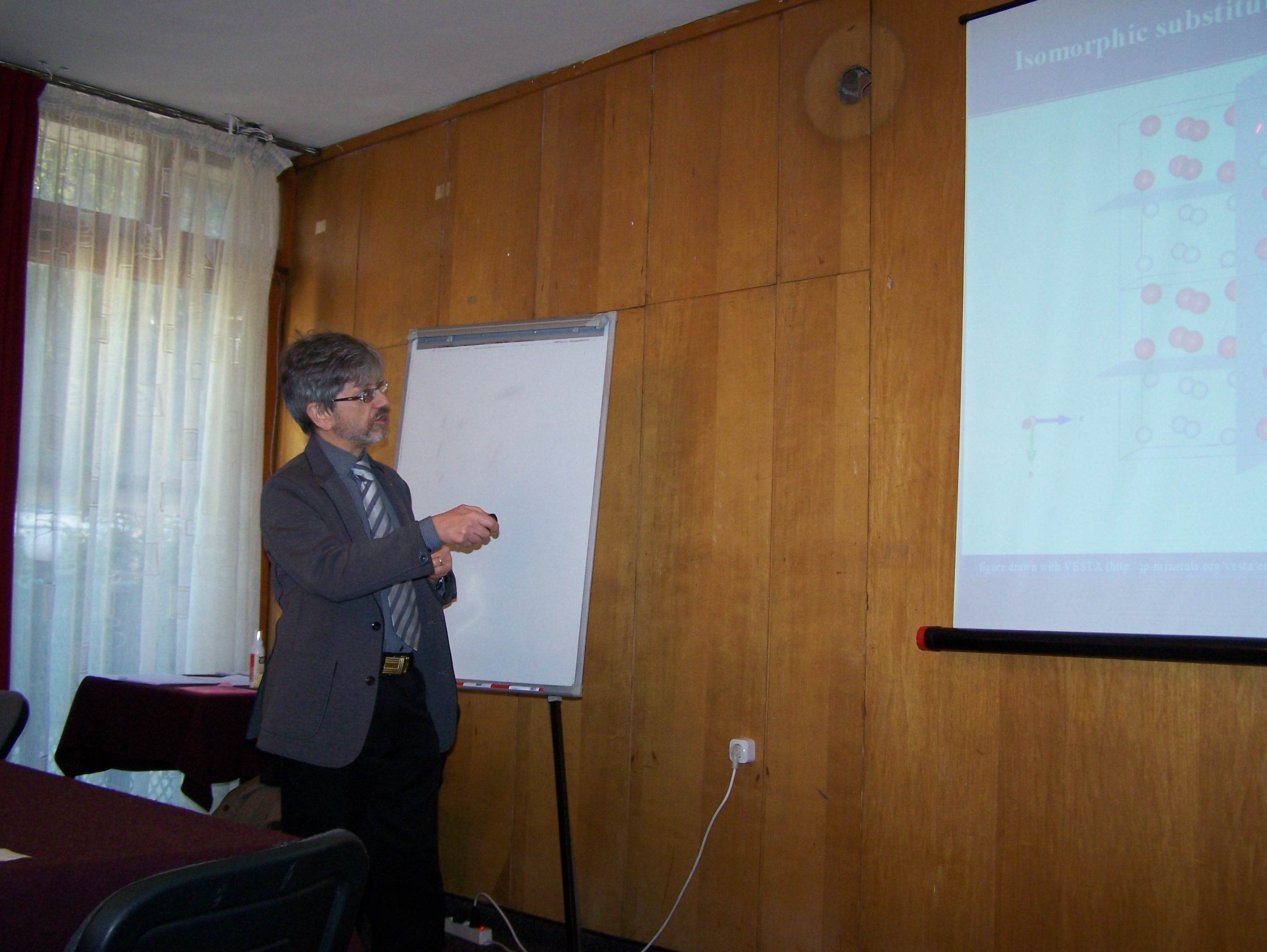2017: International Autumn School on Fundamental and Electron Crystallography (IASFEC): Lectures and Tutorials
