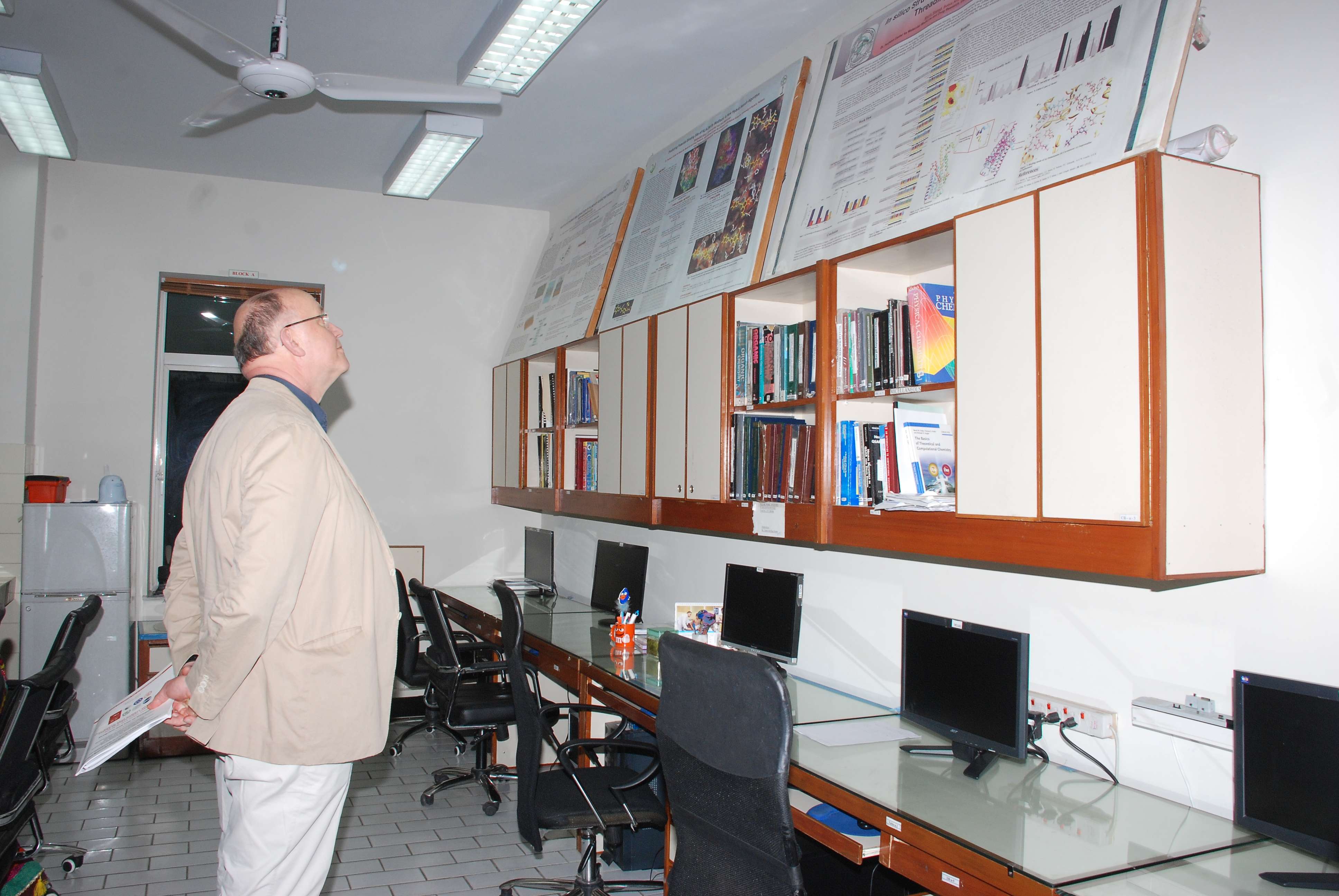 2014: South Asia Summit Meeting on Vistas in structural chemistry: Laboratory visit