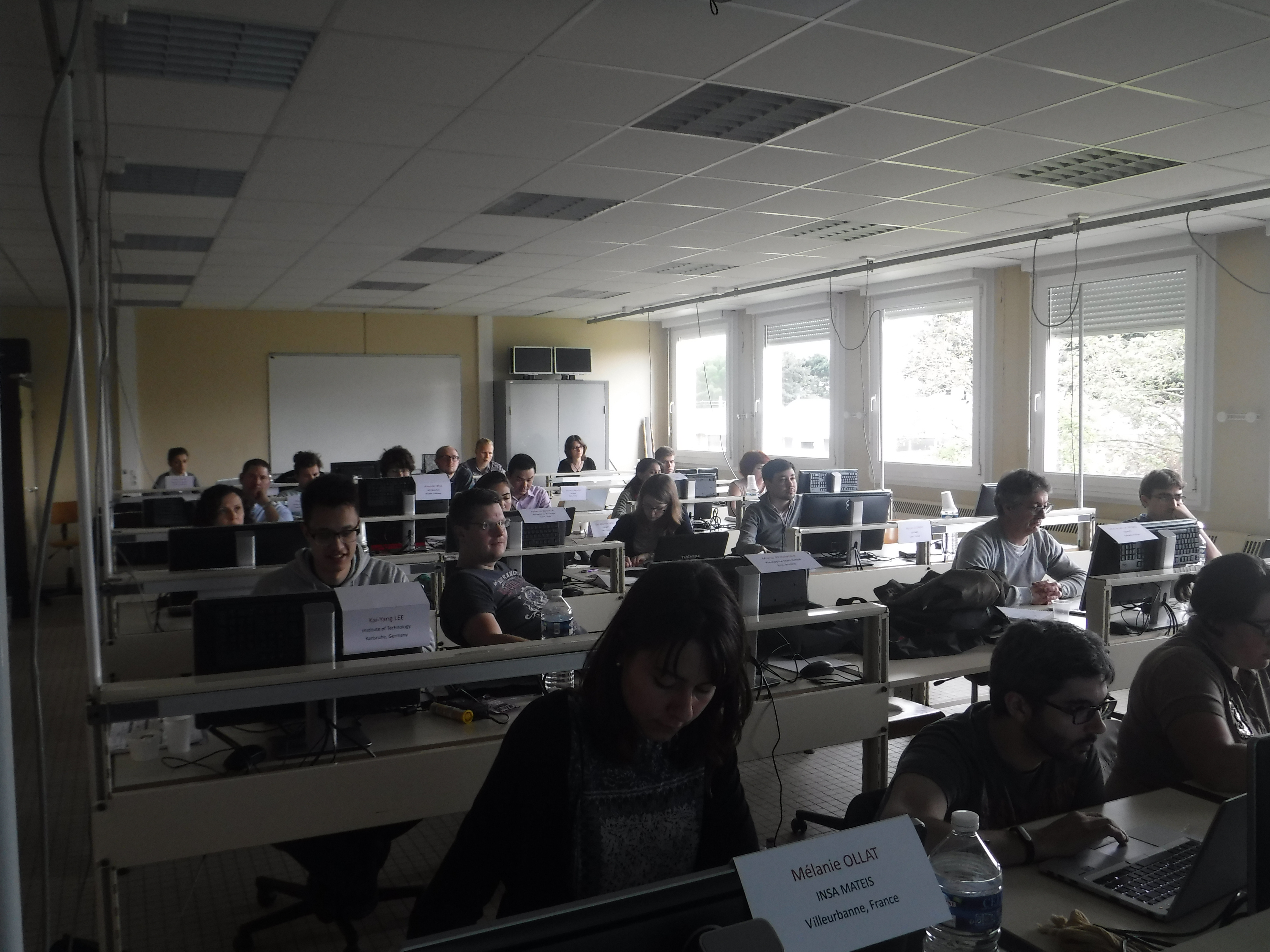 2016: 7th International Workshop on Combined Analysis using X-ray and Neutron Scattering: Classroom session