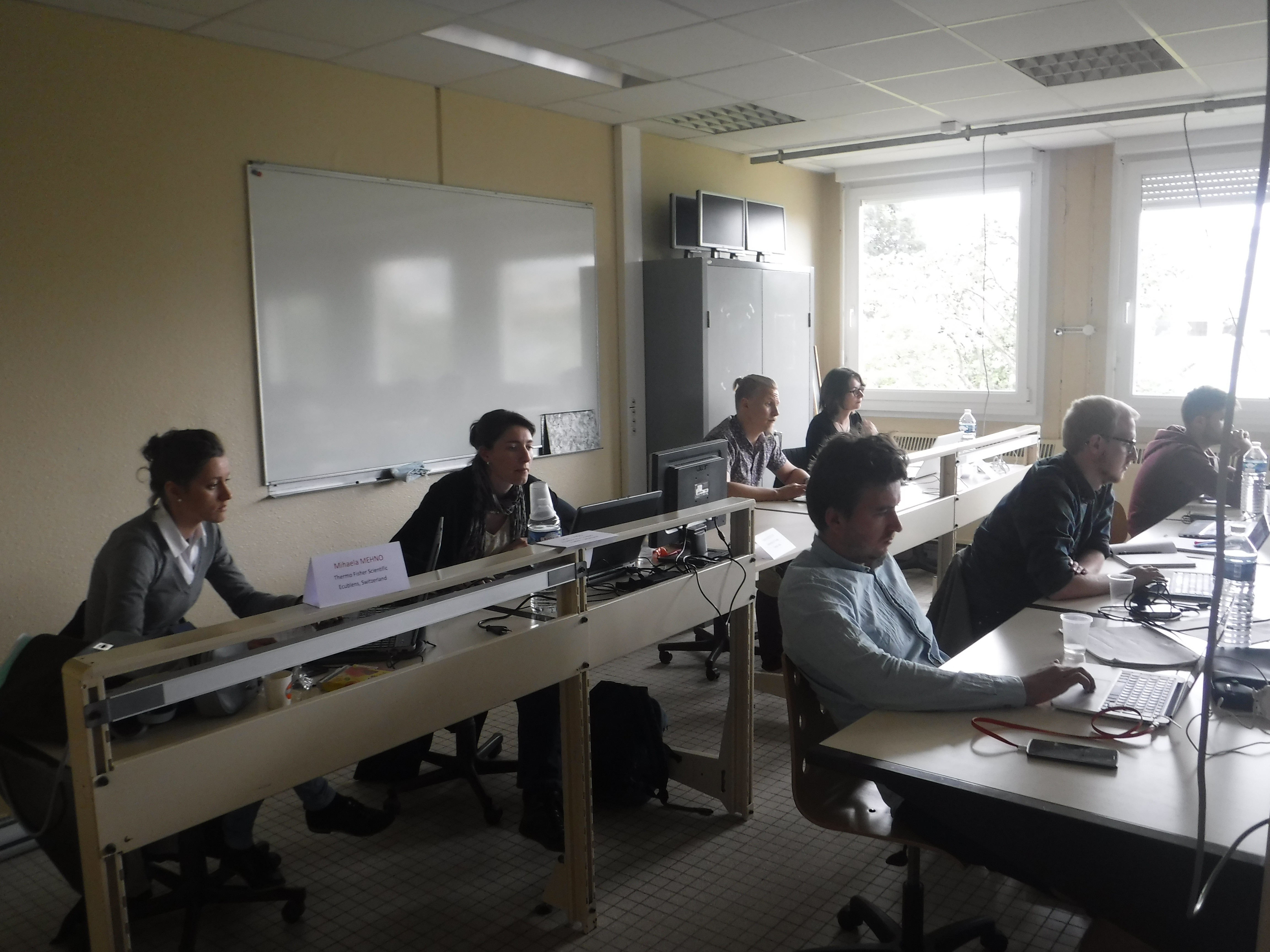 2016: 7th International Workshop on Combined Analysis using X-ray and Neutron Scattering: Classroom session