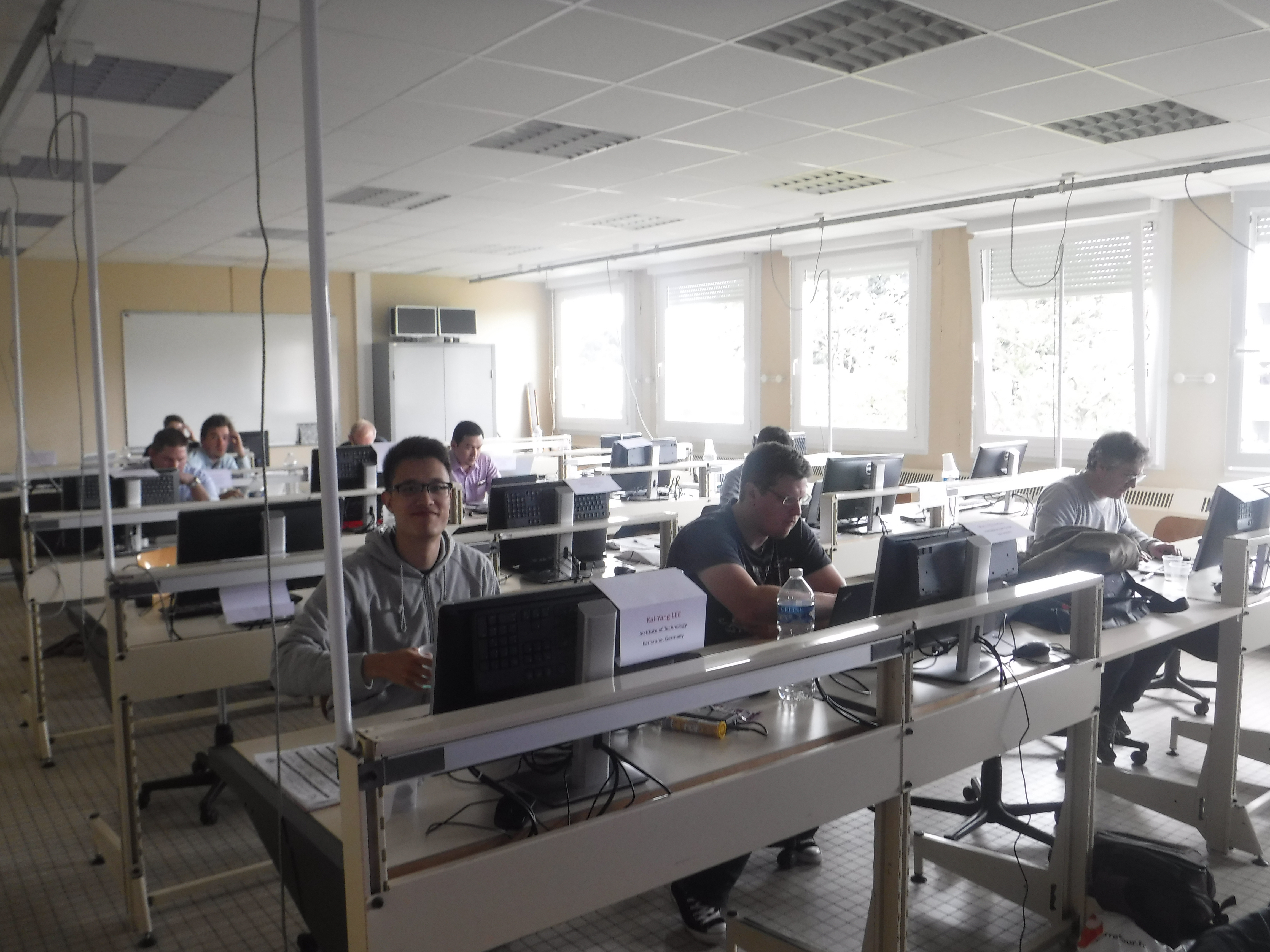 2016: 7th International Workshop on Combined Analysis using X-ray and Neutron Scattering: Classroom session