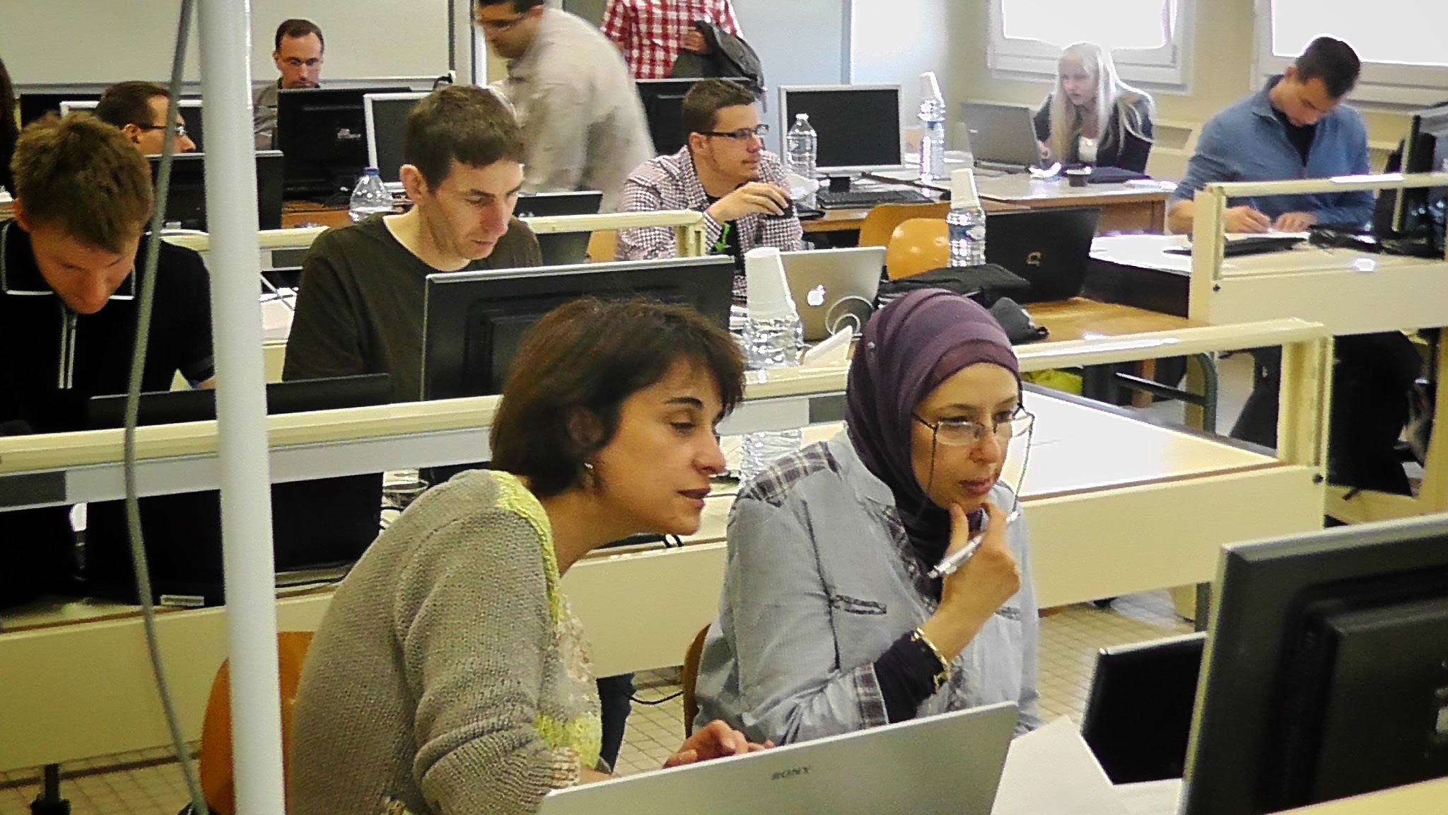 2013: 4th International Workshop on Combined Analysis using X-ray and Neutron Scattering: Classroom session
