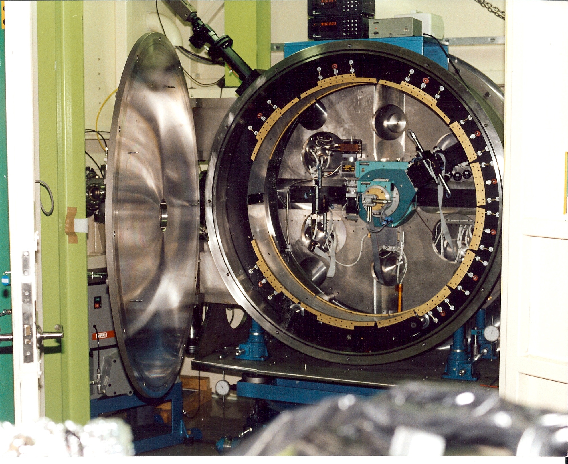 1993: Instrumentation at Tsukuba Photon Factory: Team members