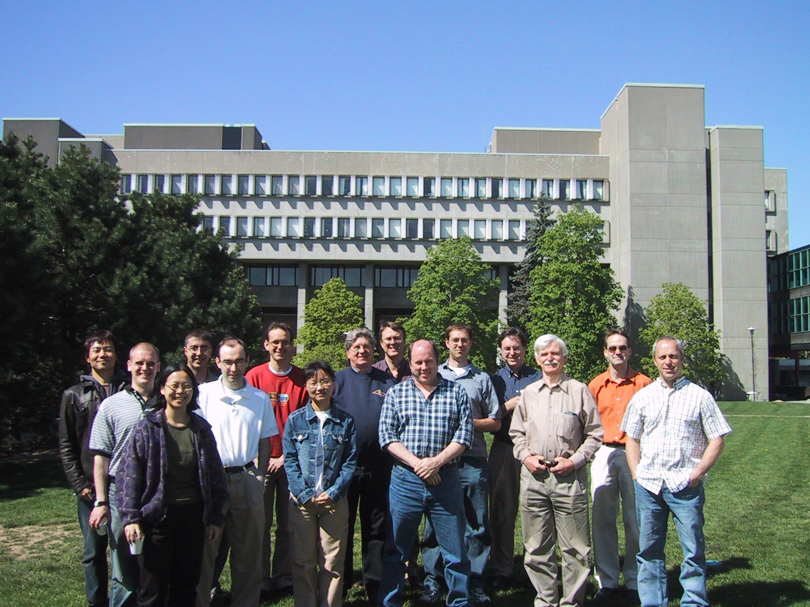 2006: 6th Canadian Powder Diffraction Workshop: Group photo