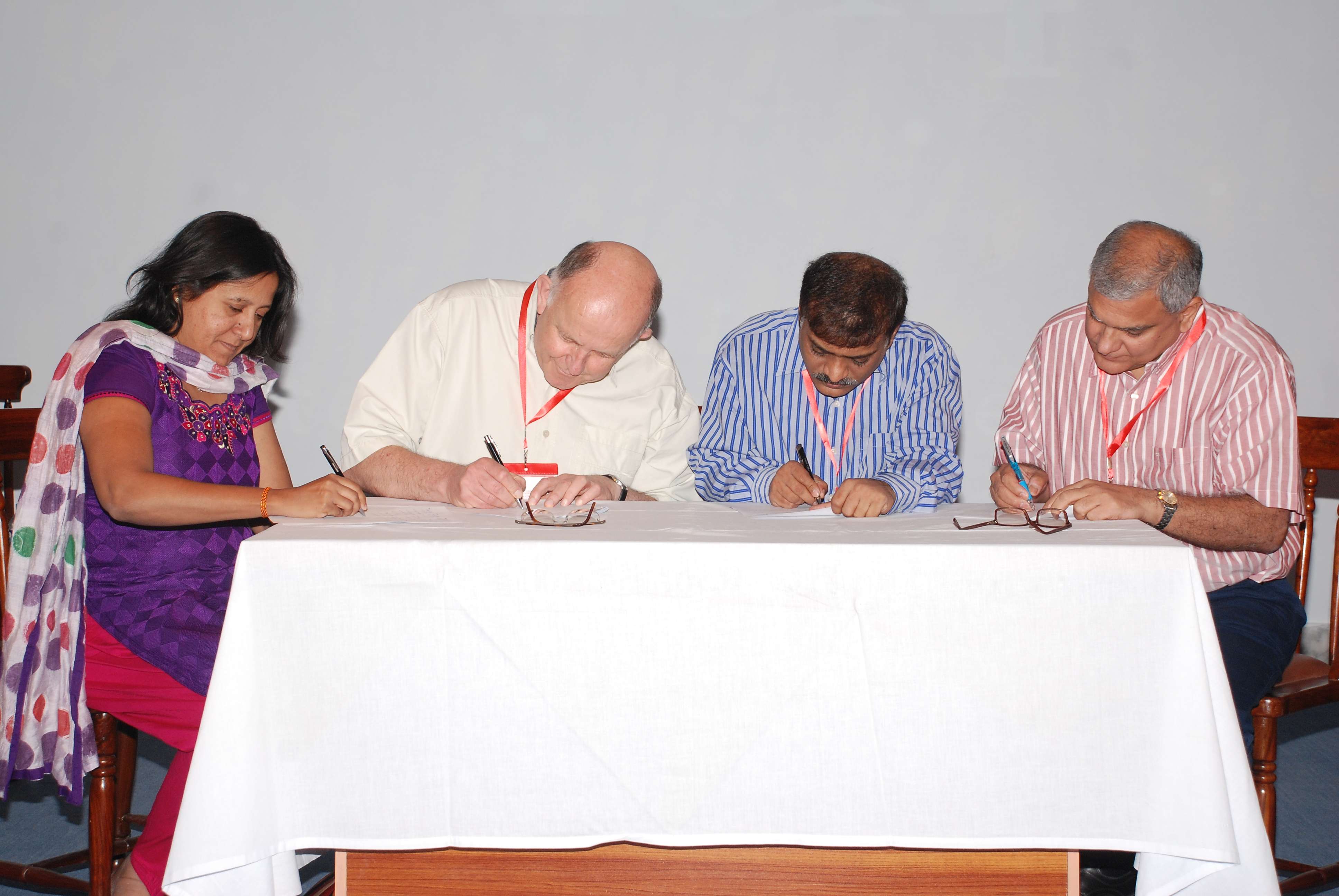 2014: South Asia Summit Meeting on Vistas in structural chemistry: Summit Declaration