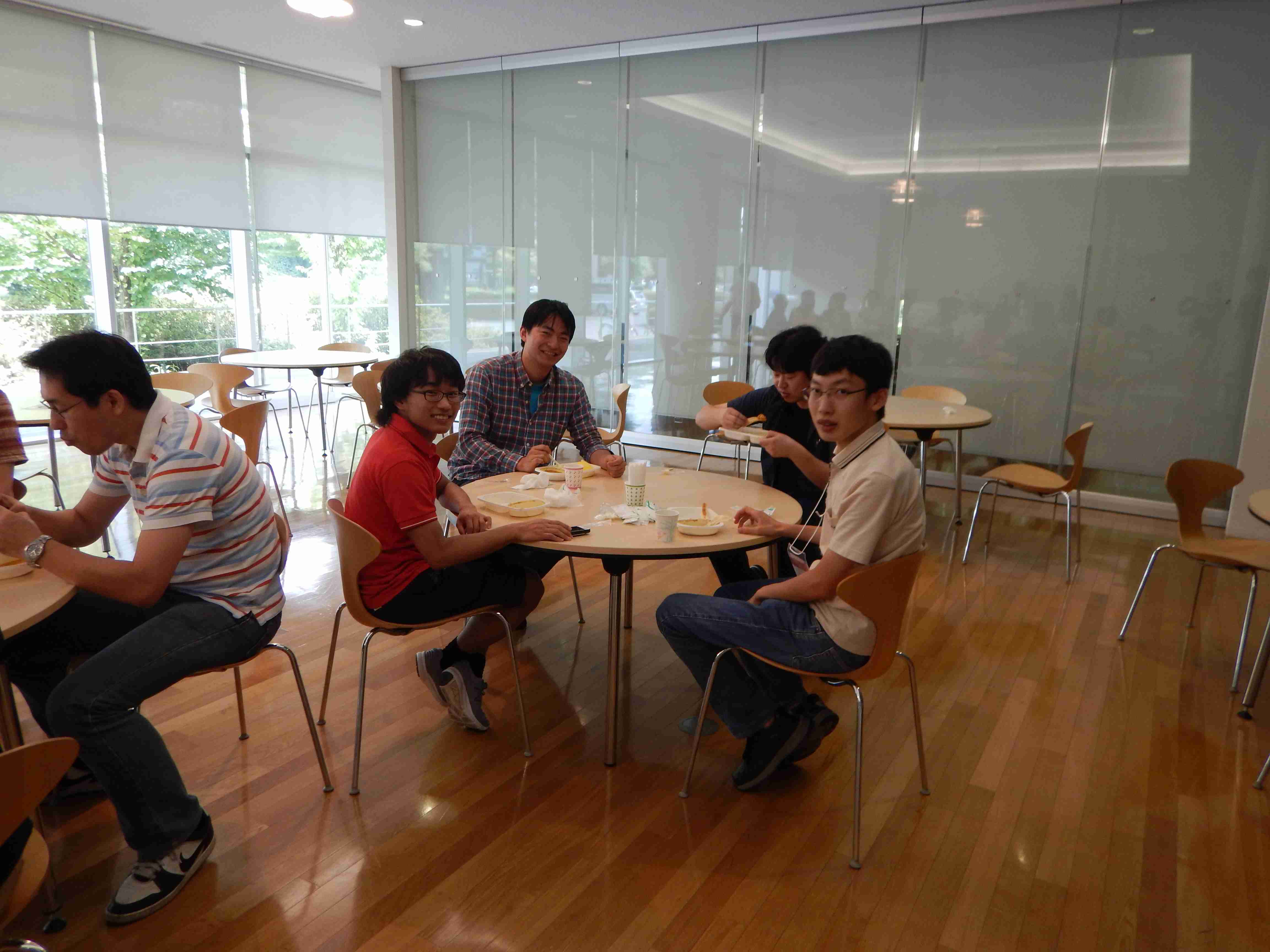 2016: Training Course on Symmetry and Group Theory: Refreshment break