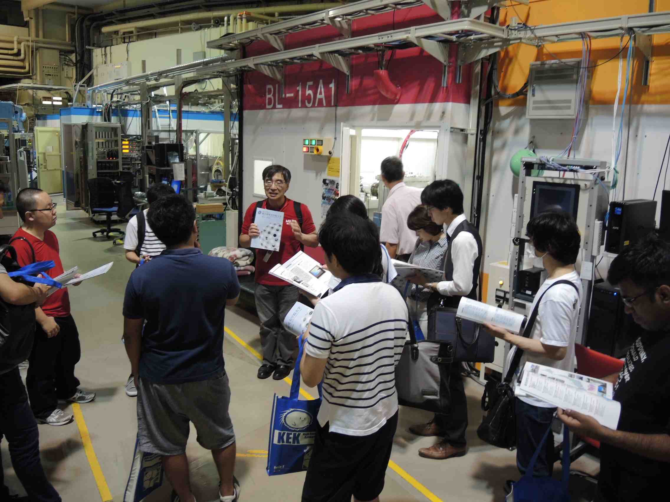 2017: Training Course on Symmetry and Group Theory: Visit to Photon Factory
