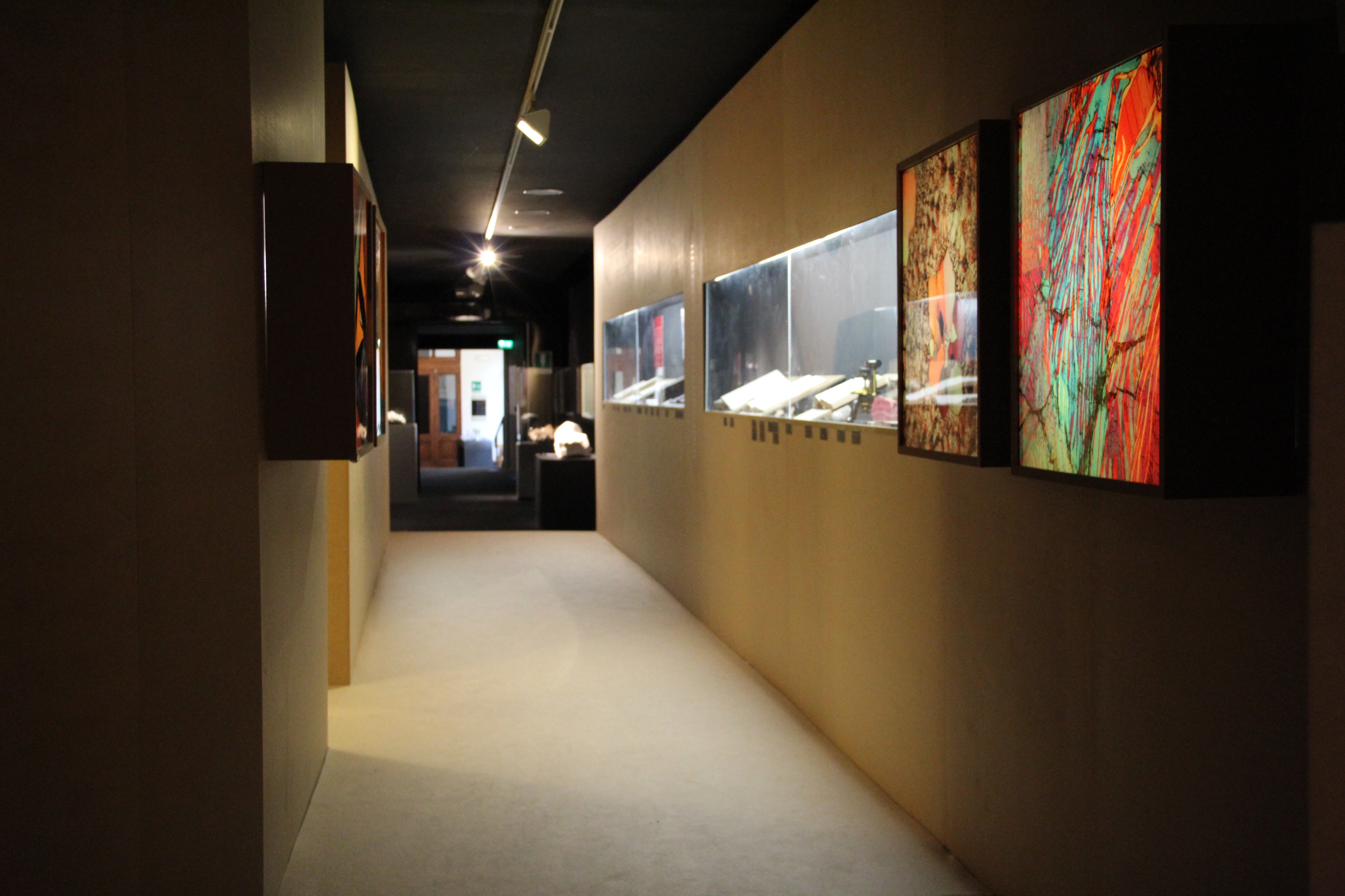 2013: Crystalli!: Exhibition