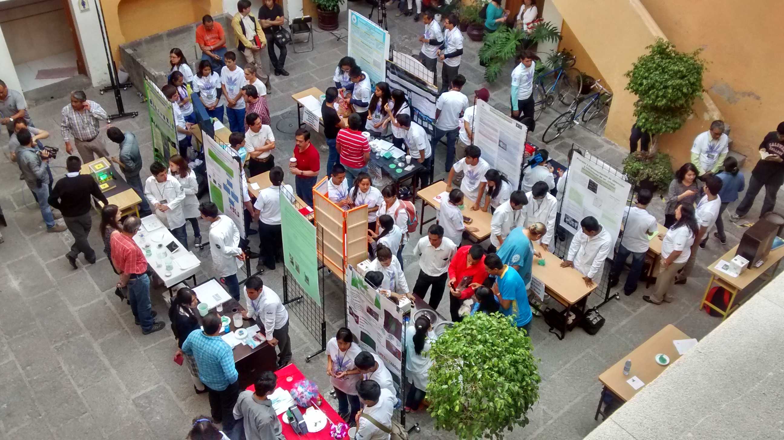 2016: Crystallography for Space Sciences: Posters