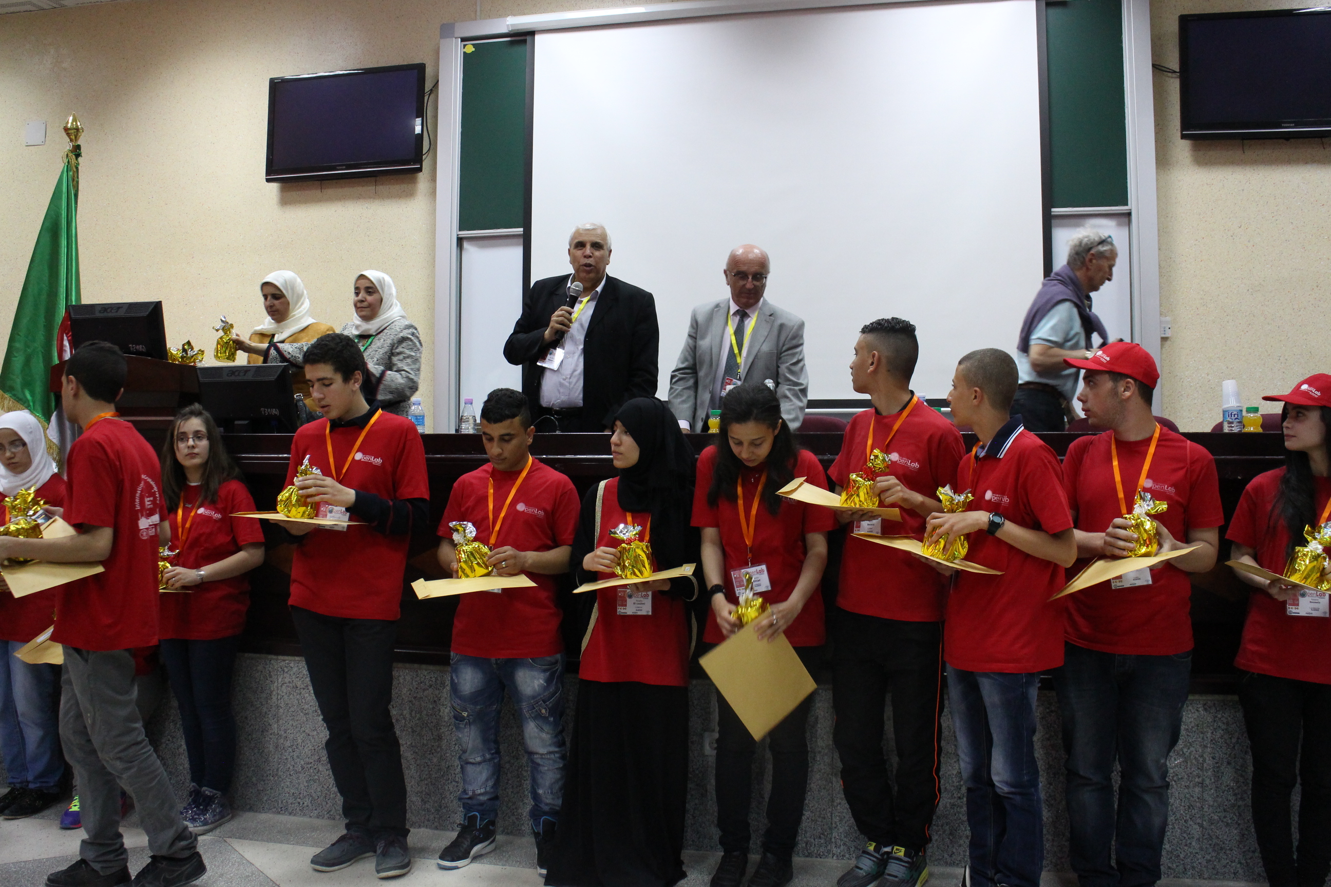 2015: IUCr-UNESCO Open Lab: Crystal growing competition