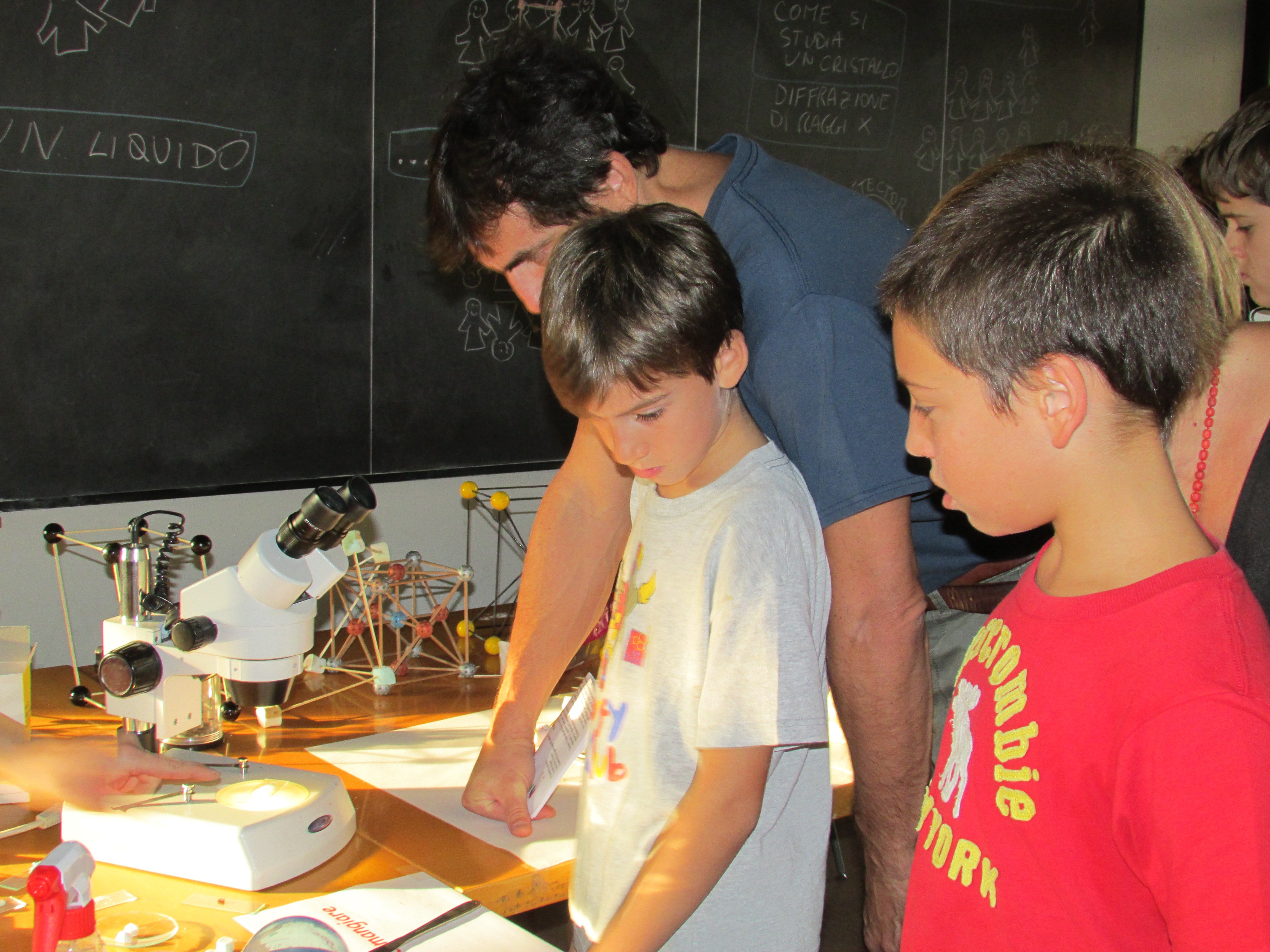 2013: The Room of Crystals: Exhibition and hands-on demonstrations