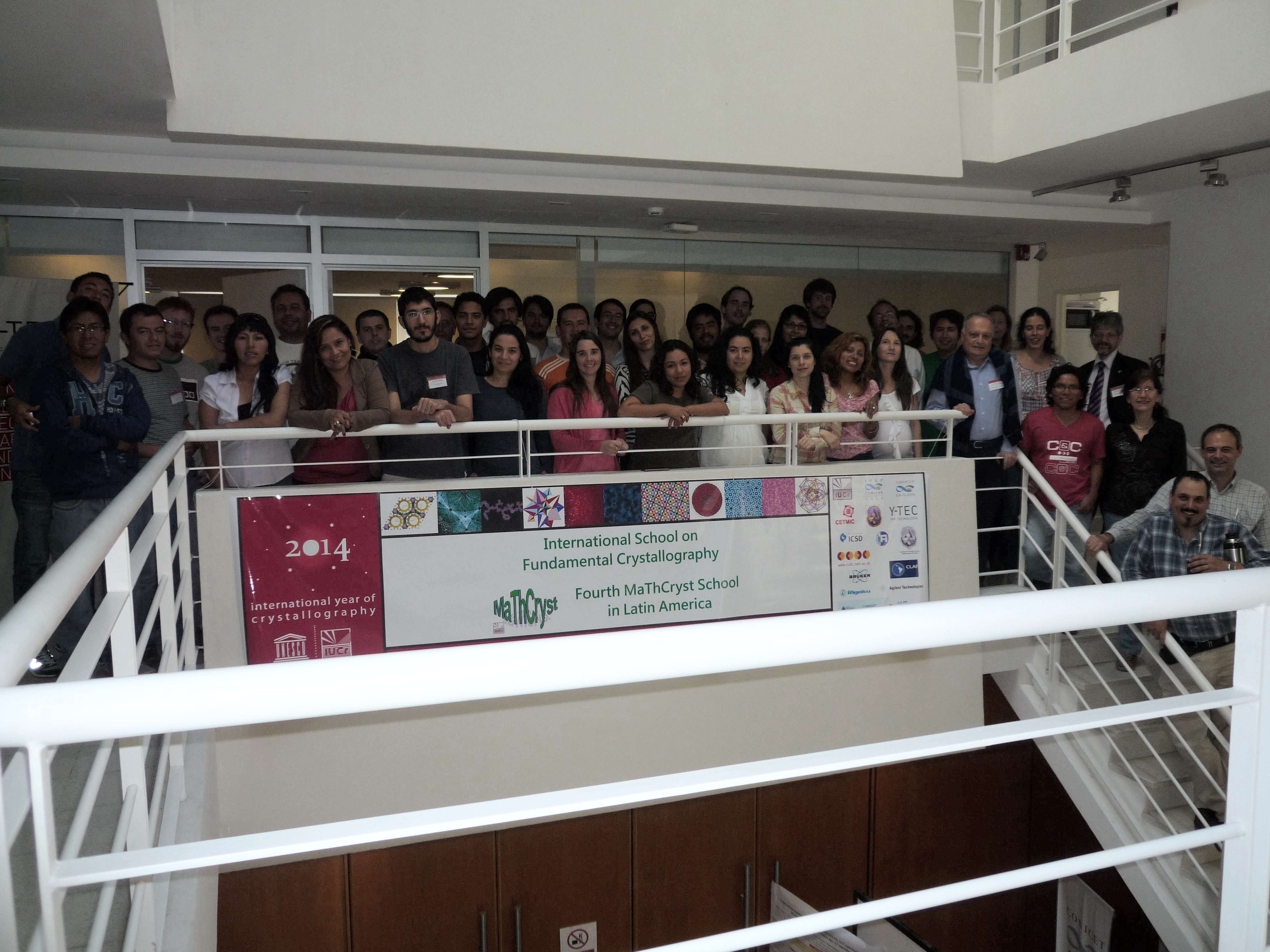 2014: International School on Fundamental Crystallography: Group photo