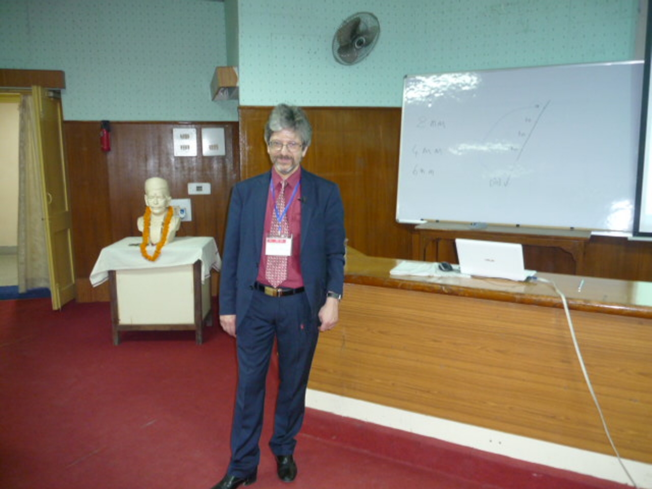 2014: MathCryst Workshop on Mathematical Crystallography: Classroom session