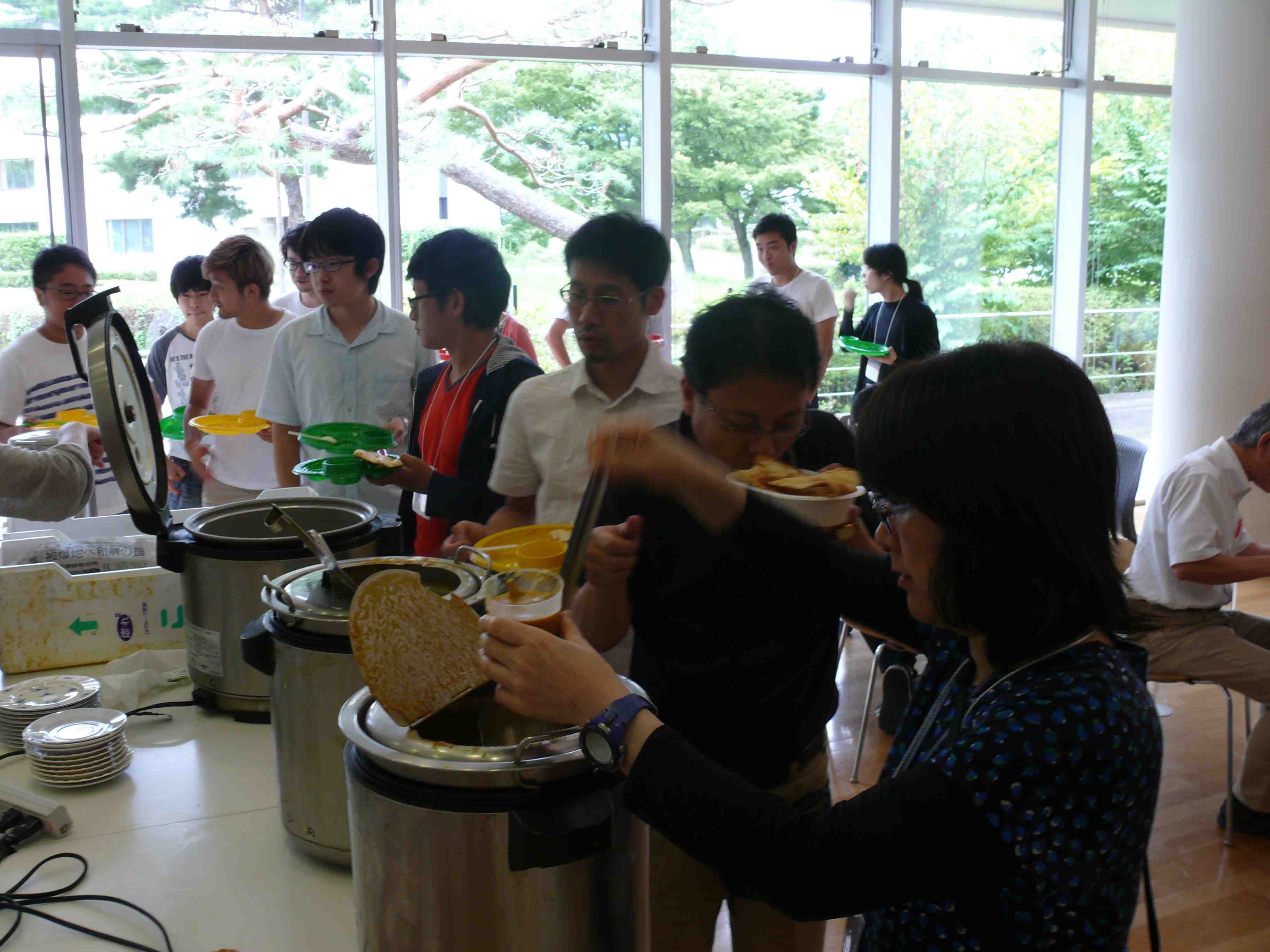 2017: Training Course on Symmetry and Group Theory: Refreshment break