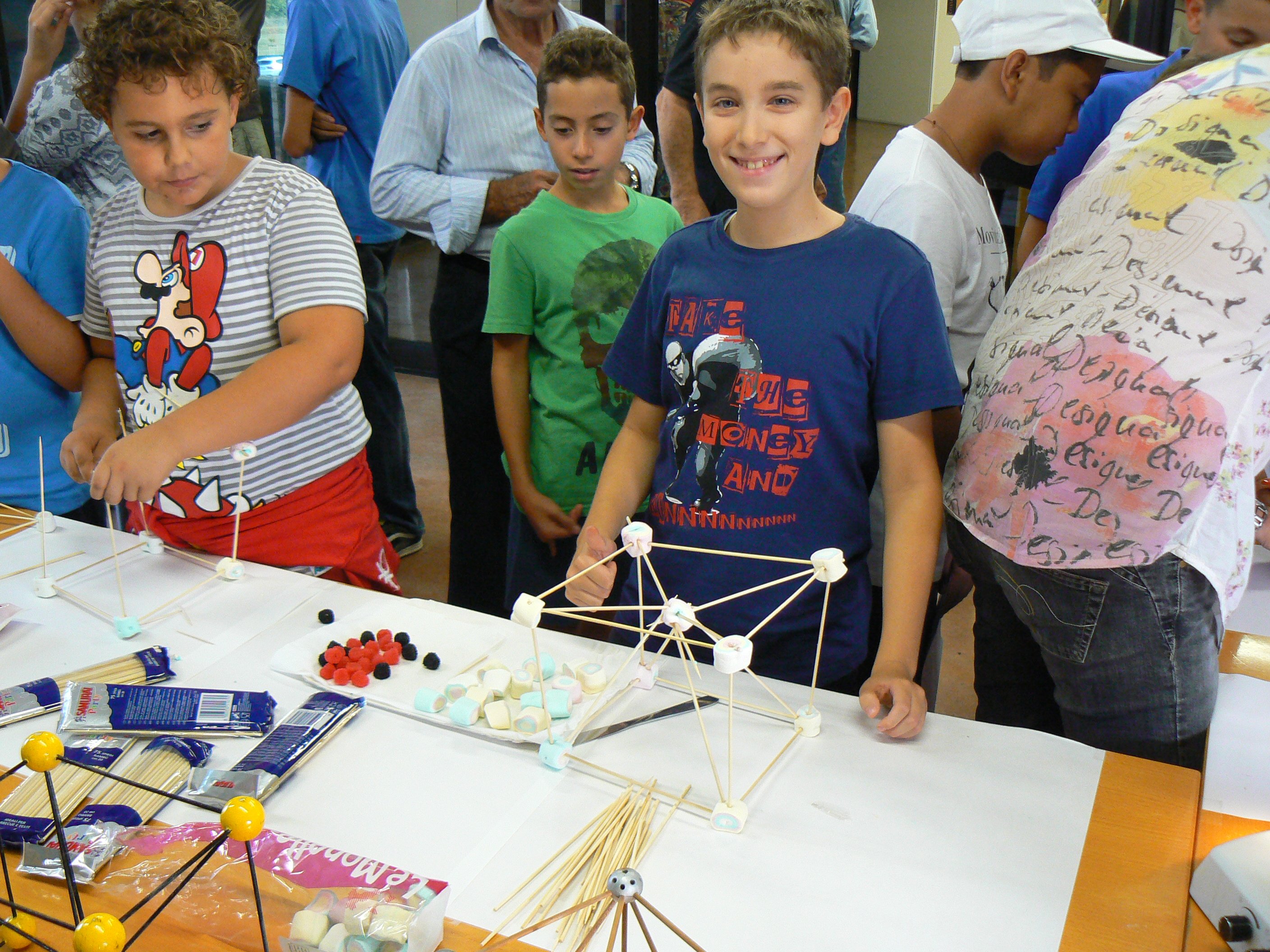 2013: The Room of Crystals: Exhibition and hands-on demonstrations