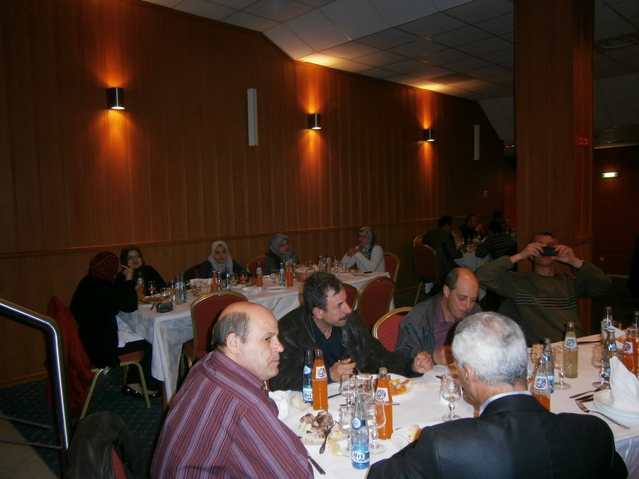 2012: 3rd International Workshop on Combined Analysis using X-ray and Neutron Scattering: Dinner
