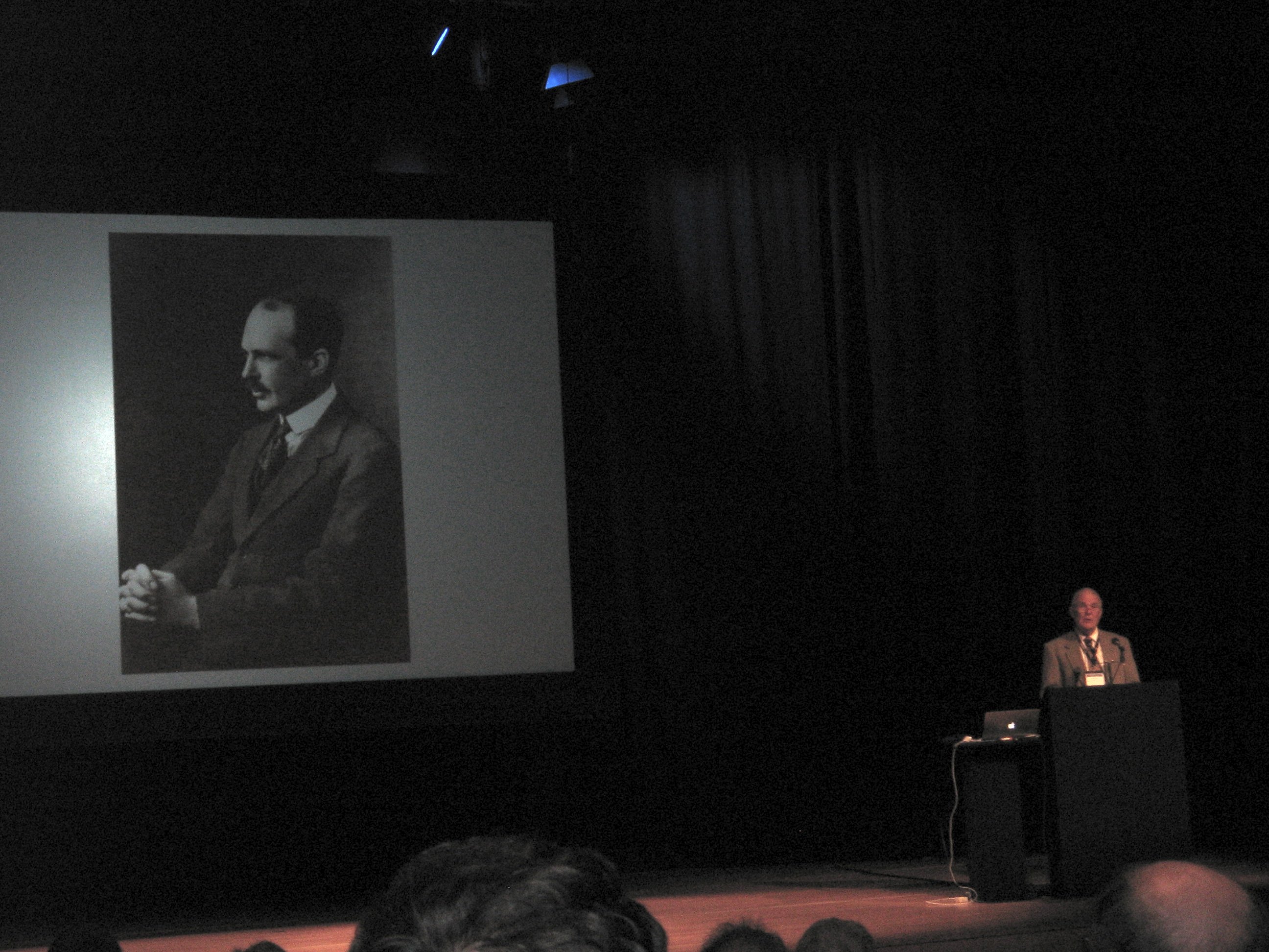 2013: European Crystallographic Meeting: Bragg Symposium