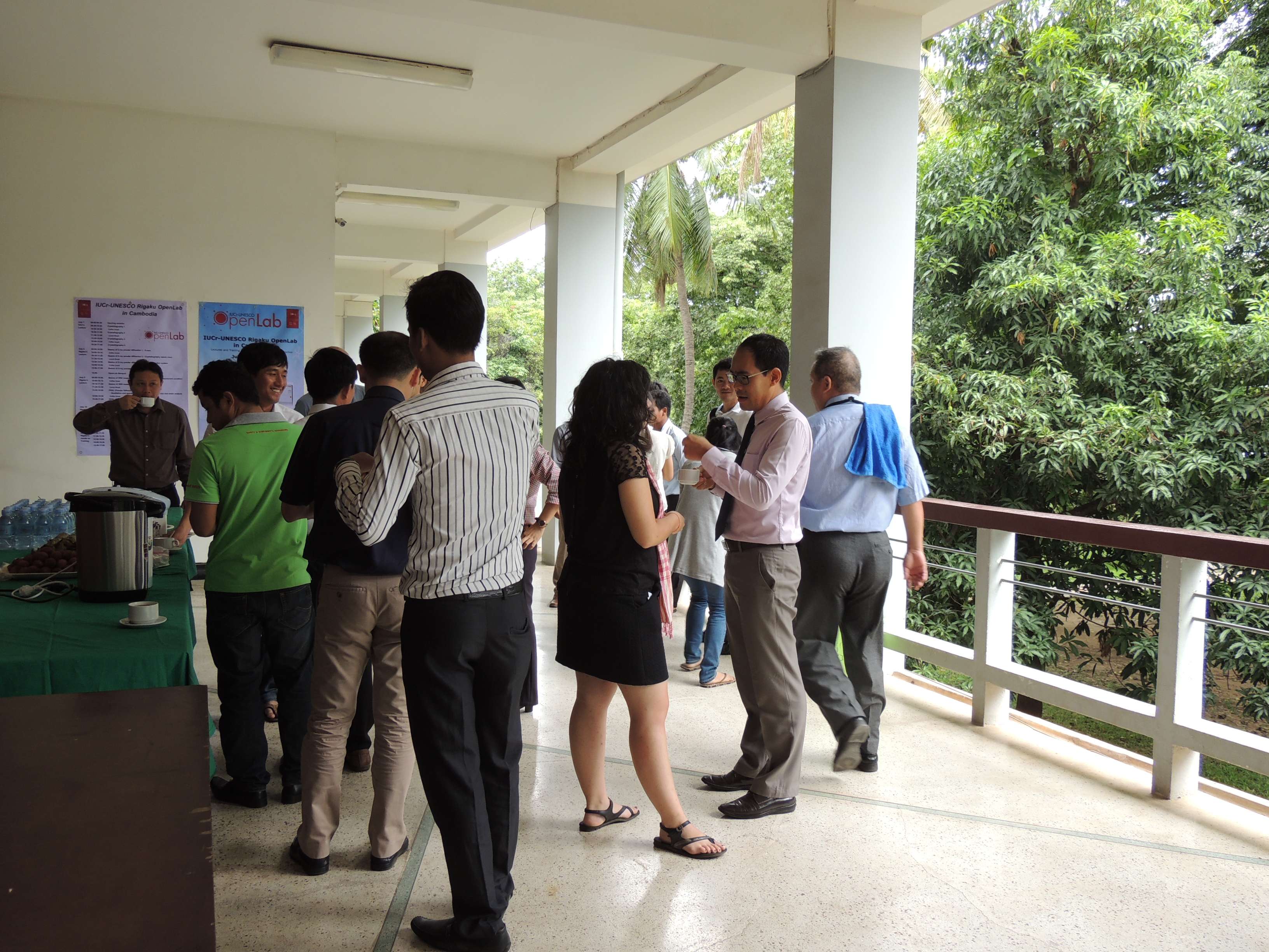 2014: IUCr-UNESCO Open Lab: Coffee break