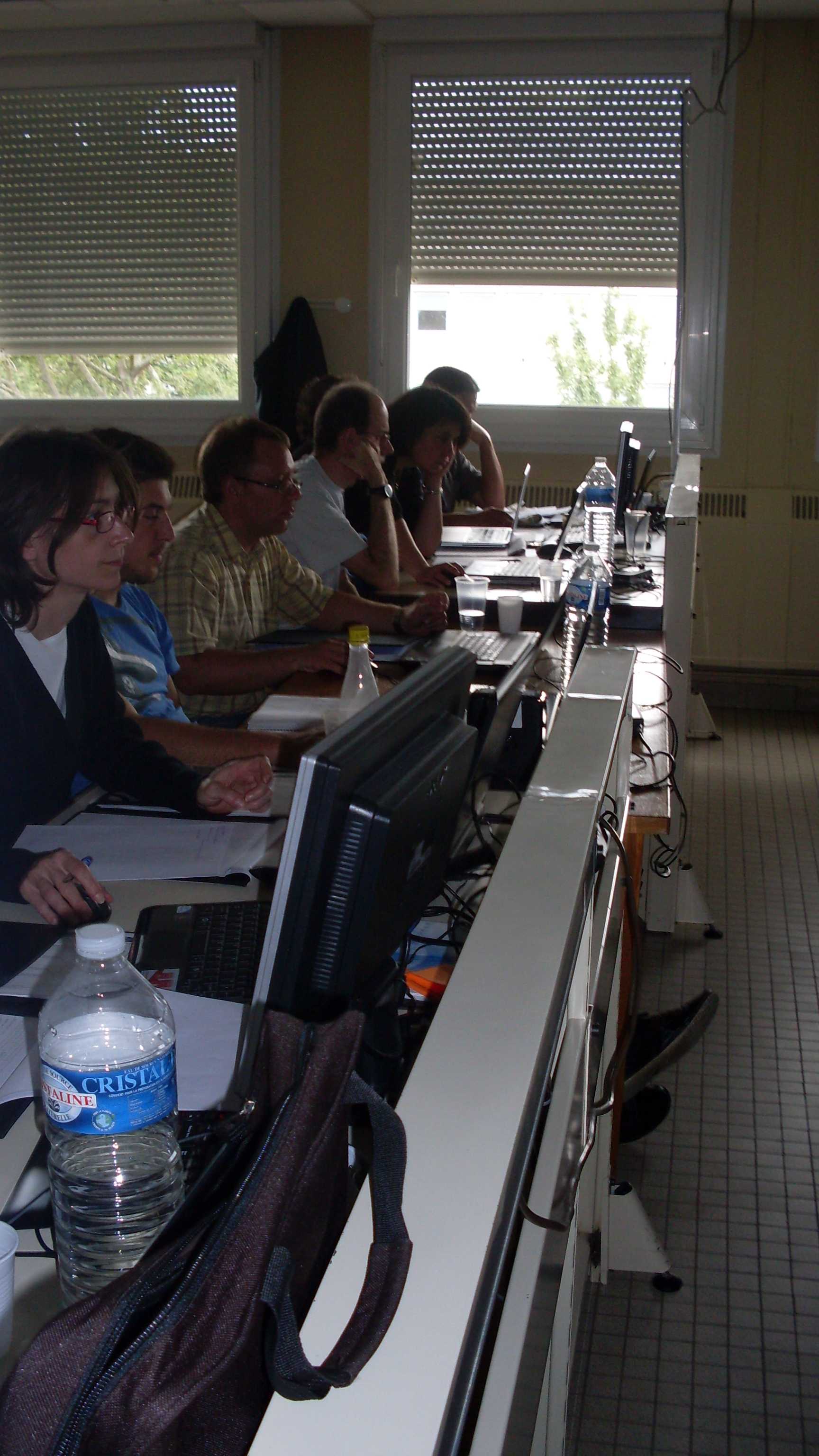 2011: 2nd International Workshop on Combined Analysis using X-ray and Neutron Scattering: Classroom session