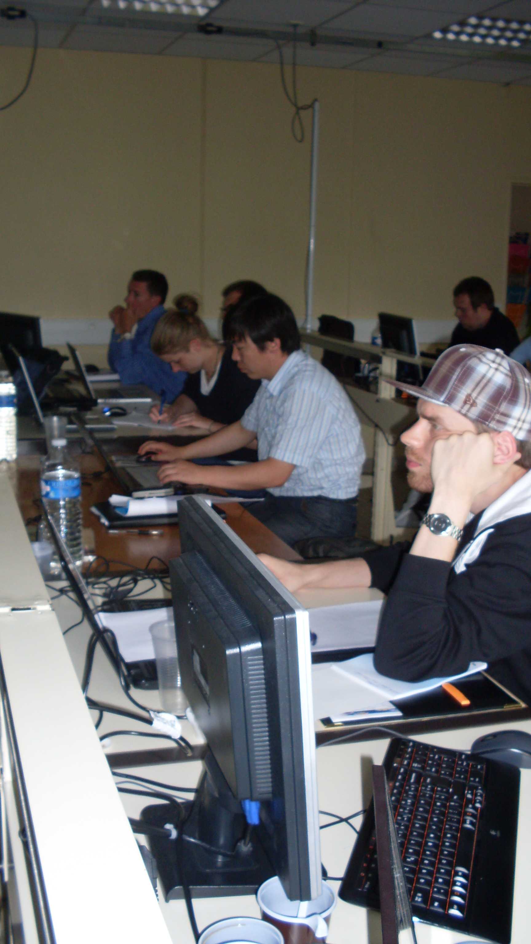 2011: 2nd International Workshop on Combined Analysis using X-ray and Neutron Scattering: Classroom session