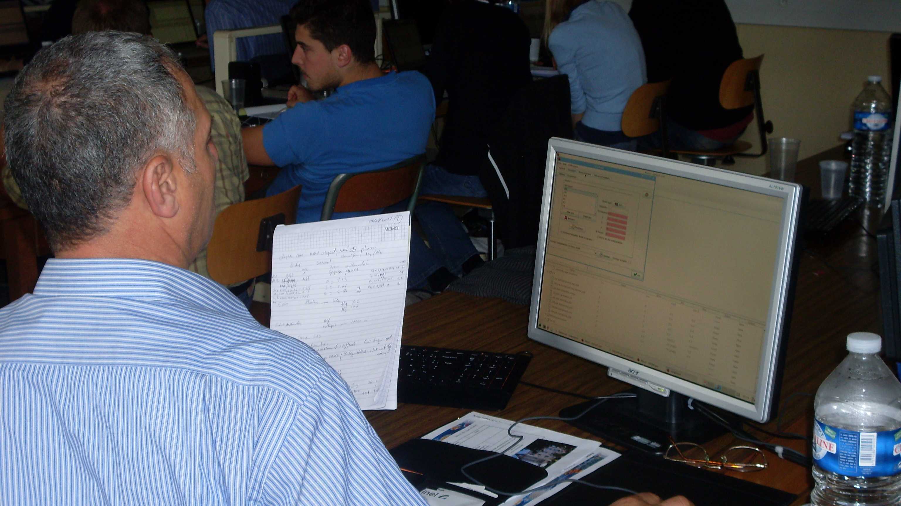 2011: 2nd International Workshop on Combined Analysis using X-ray and Neutron Scattering: Classroom session