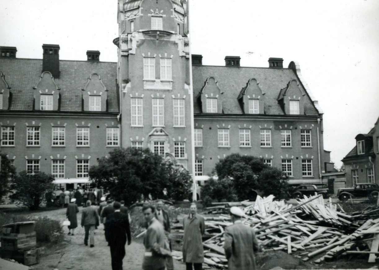 1951: IUCr Congress and General Assembly: Sessions and Banquet at Uppsala