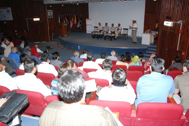 2014: South Asia Summit Meeting on Vistas in structural chemistry: Panel discussion