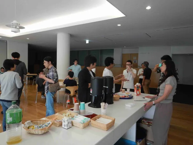 2016: Training Course on Symmetry and Group Theory: Refreshment break