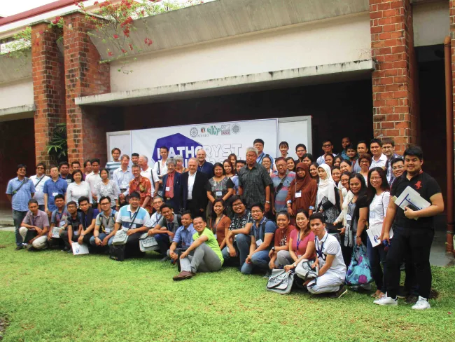 2017: Second Manila International Workshop on Mathematical Crystallography: Group photo