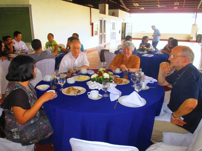 2017: Second Manila International Workshop on Mathematical Crystallography: Refreshment break
