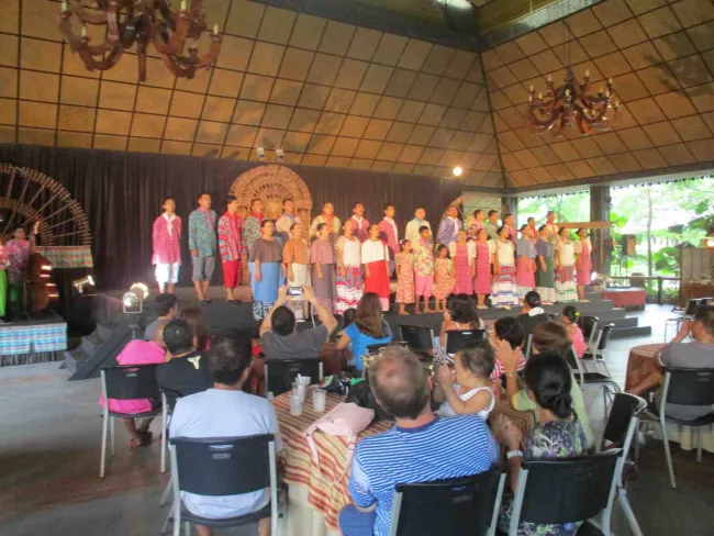 2017: Second Manila International Workshop on Mathematical Crystallography: Banquet