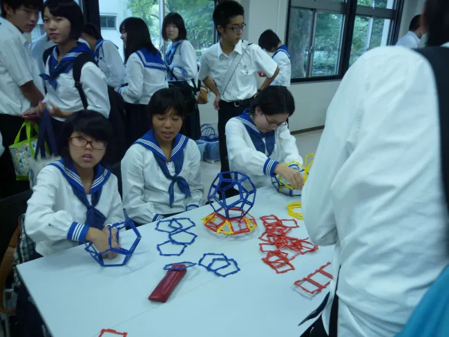 2014: Crystallography Now and in the Beginning: Exhibition and hands-on demonstration