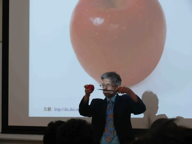 2017: Training Course on Symmetry and Group Theory: Classroom session