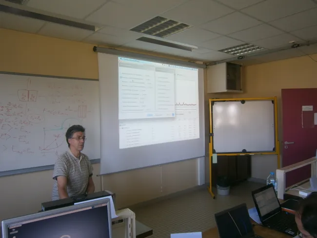 2014: 5th International Workshop on Combined Analysis using X-ray and Neutron Scattering: Participants
