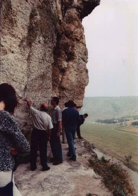 2002: Conference on Physical Methods in Coordination and Supramolecular Chemistry: Excursion